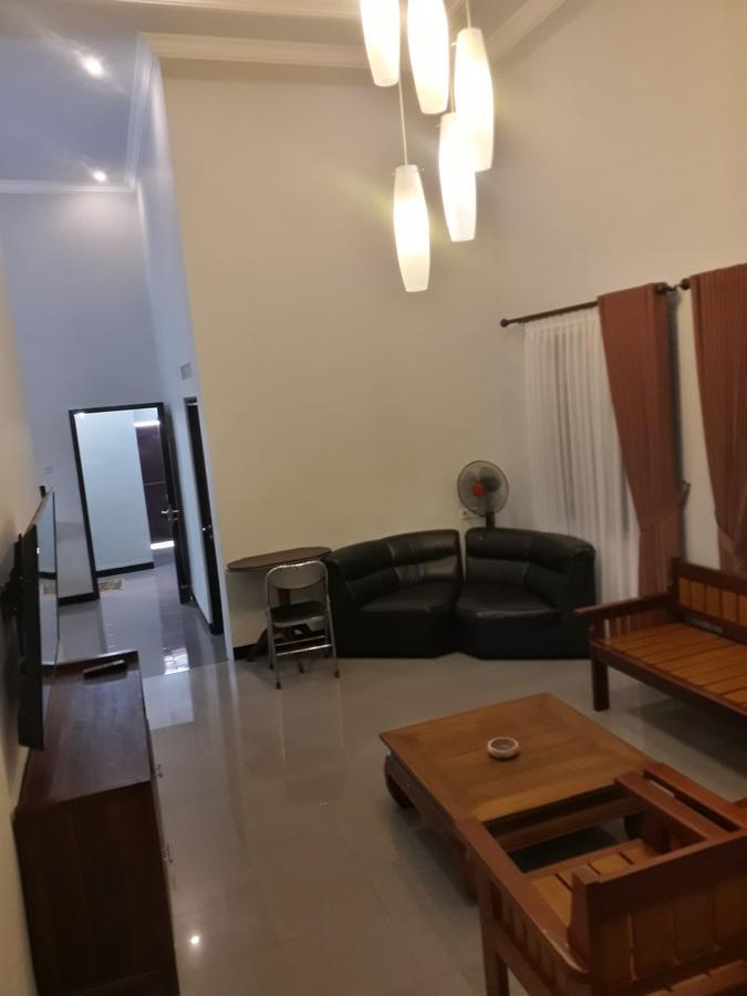 Banyu Homestay บันยูวังงี ภายนอก รูปภาพ