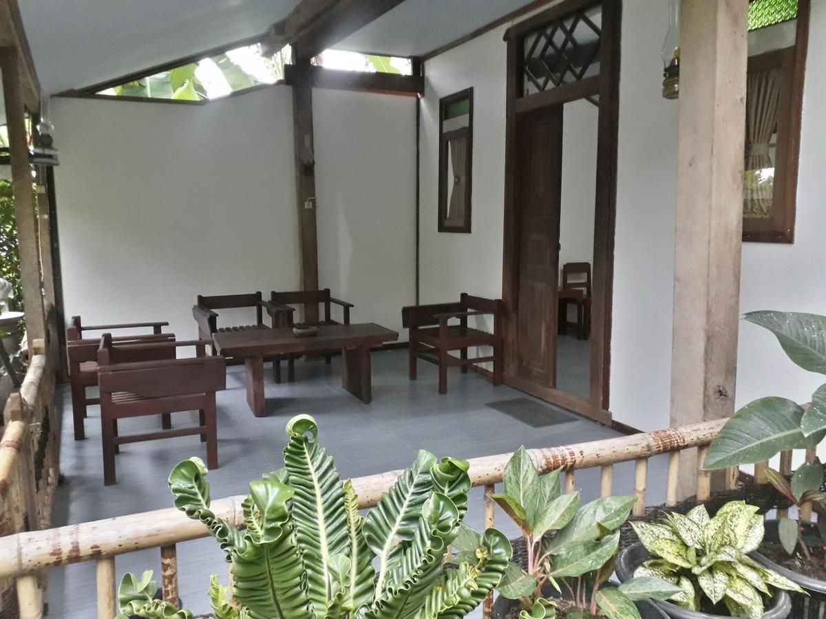 Banyu Homestay บันยูวังงี ภายนอก รูปภาพ